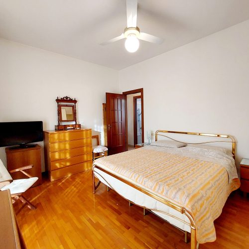 Arese-trilocale con terrazzo e box