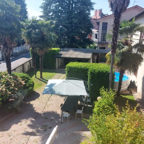 Villa con giardino in vendita Saronno